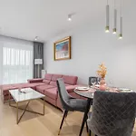 Westin House By Renters Апарт-отель Колобжег